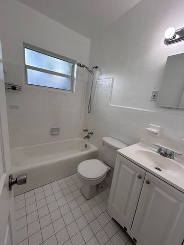 2503 NW 5th Avenue 1, Wilton Manors, FL 33311