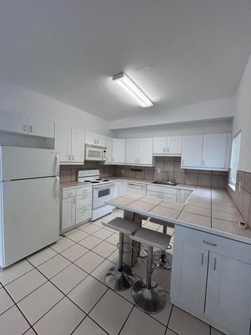 2503 NW 5th Avenue 1, Wilton Manors, FL 33311