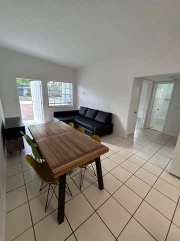 2503 NW 5th Avenue 1, Wilton Manors, FL 33311