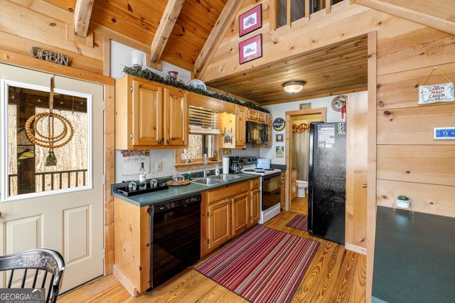 445 Skyview Circle, Clarkesville, GA 30523