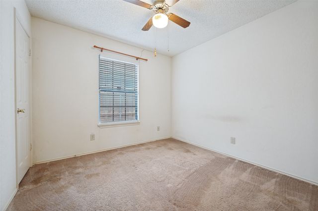 987 Downey Drive, Lewisville, TX 75067