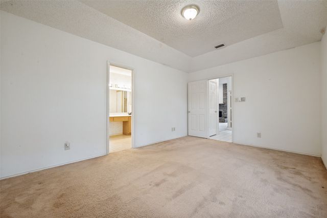987 Downey Drive, Lewisville, TX 75067