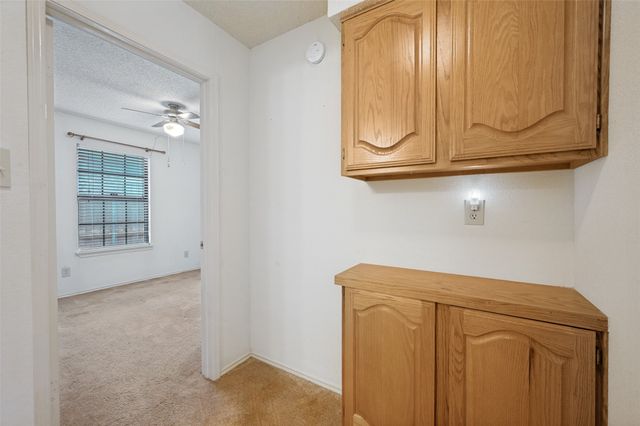 987 Downey Drive, Lewisville, TX 75067
