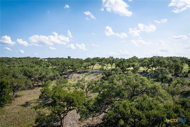 1918 Paradise Parkway, Canyon Lake, TX 78133