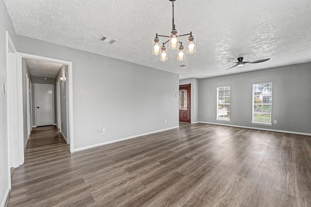 3218 Wuthering Heights Drive, Houston, TX 77045