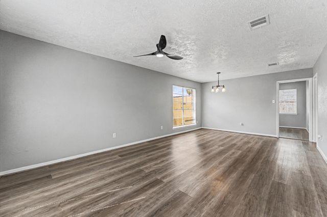 3218 Wuthering Heights Drive, Houston, TX 77045