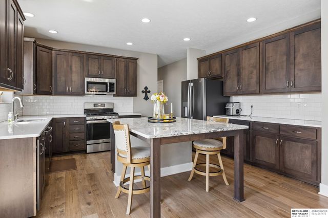 12121 S 209 Avenue, Gretna, NE 68028