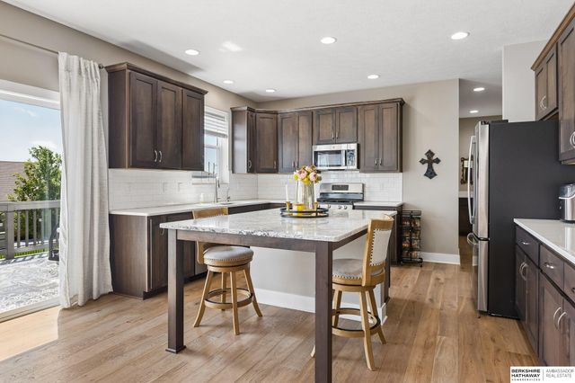 12121 S 209 Avenue, Gretna, NE 68028