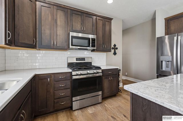12121 S 209 Avenue, Gretna, NE 68028