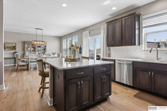 12121 S 209 Avenue, Gretna, NE 68028