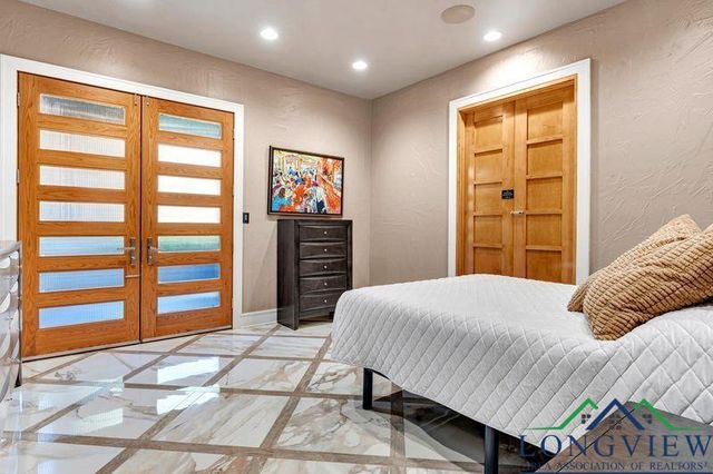 4901 Victory Dr., Marshall, TX 75672