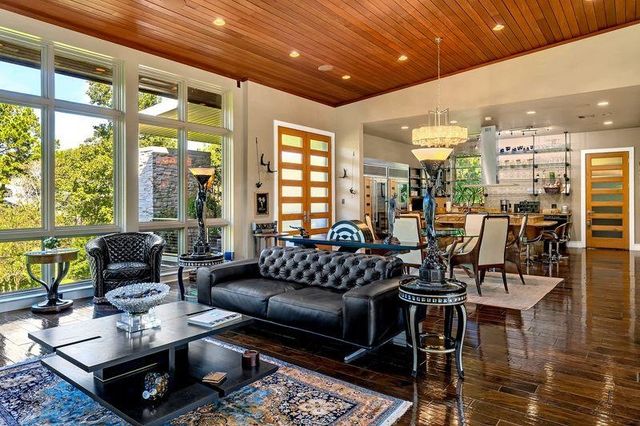 4901 Victory Dr., Marshall, TX 75672