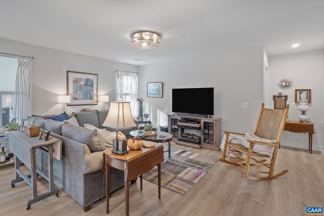 108 ARCHER DR, Palmyra, VA 22963