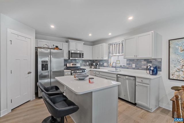 108 ARCHER DR, Palmyra, VA 22963