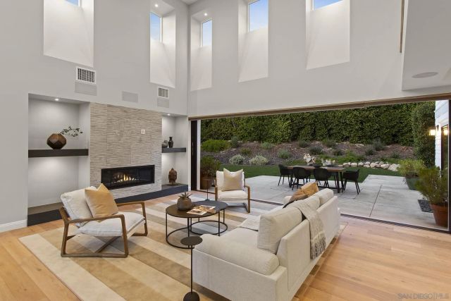 6989 Paseo Laredo, La Jolla, CA 92037