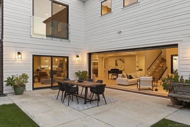 6989 Paseo Laredo, La Jolla, CA 92037