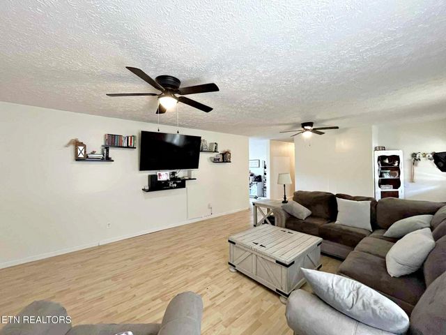 276 Old Highway 11, Sweetwater, TN 37874