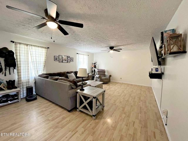 276 Old Highway 11, Sweetwater, TN 37874