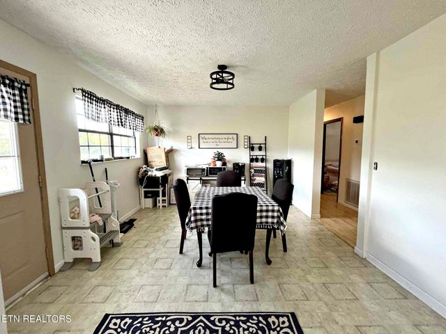276 Old Highway 11, Sweetwater, TN 37874