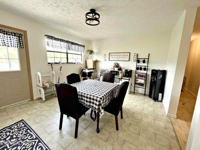 276 Old Highway 11, Sweetwater, TN 37874