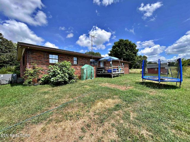 276 Old Highway 11, Sweetwater, TN 37874