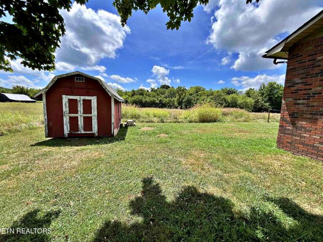 276 Old Highway 11, Sweetwater, TN 37874