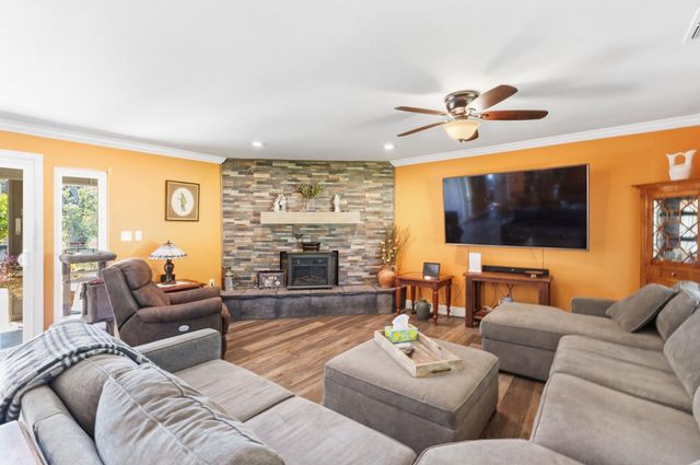 232 Trout Lake Drive, Sanger, CA 93657