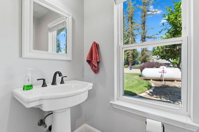 232 Trout Lake Drive, Sanger, CA 93657