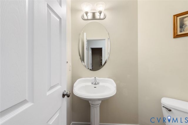 300 Hickson Dr, Glen Allen, VA 23059