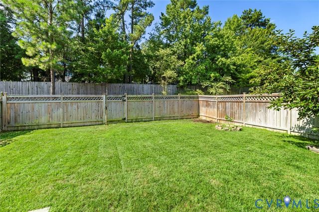 300 Hickson Dr, Glen Allen, VA 23059