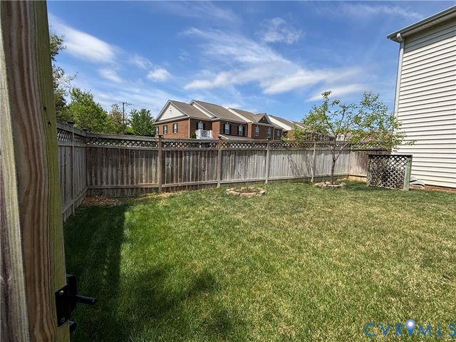 300 Hickson Dr, Glen Allen, VA 23059