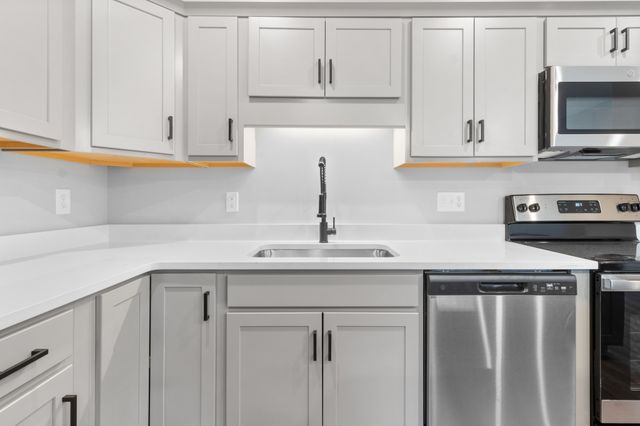 306 Jonathan Wade Circle, Clarksville, TN 37043