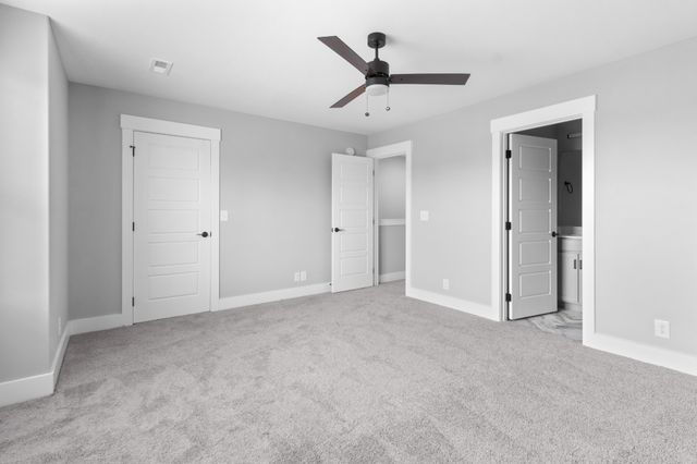 306 Jonathan Wade Circle, Clarksville, TN 37043