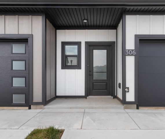 306 Jonathan Wade Circle, Clarksville, TN 37043