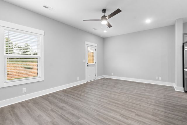 306 Jonathan Wade Circle, Clarksville, TN 37043