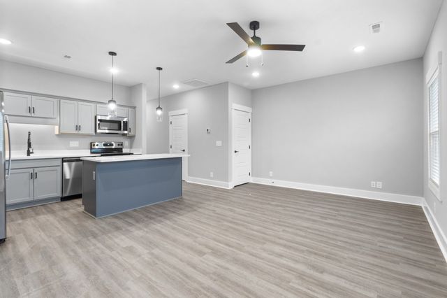 306 Jonathan Wade Circle, Clarksville, TN 37043