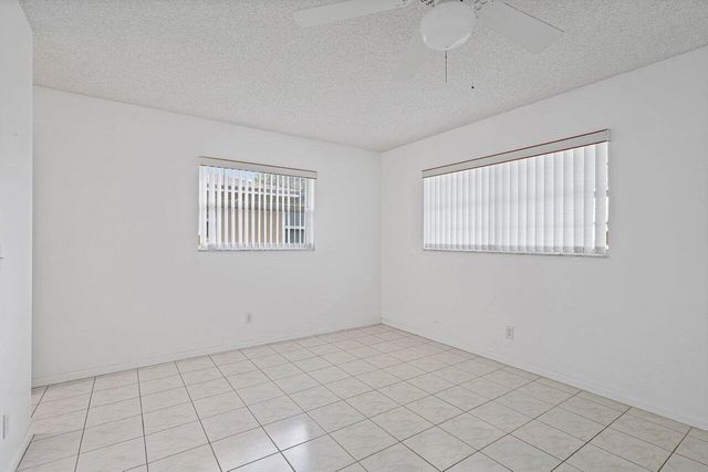 121 MOCKINGBIRD Lane, Delray Beach, FL 33445
