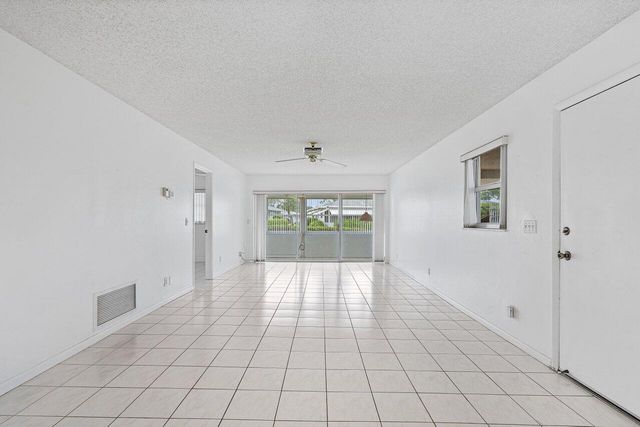 121 MOCKINGBIRD Lane, Delray Beach, FL 33445