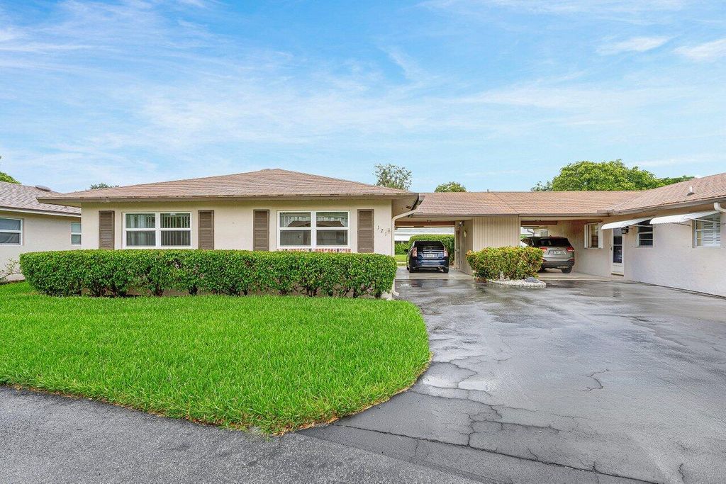 121 MOCKINGBIRD Lane, Delray Beach, FL 33445