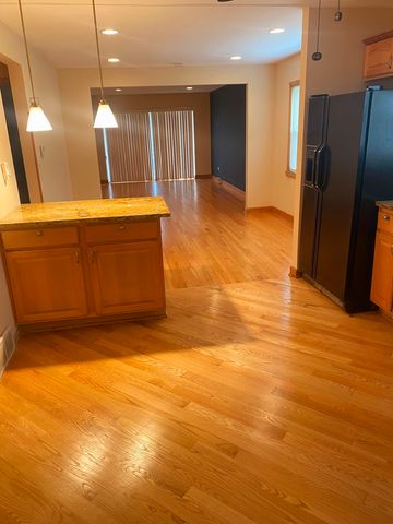 200 E 87th Street 1, Chicago, IL 60619