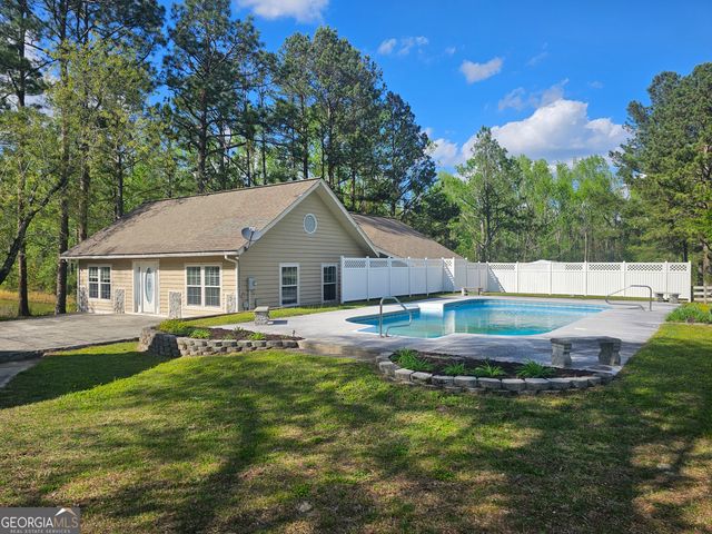 87 Georgia Avenue, Adrian, GA 31002