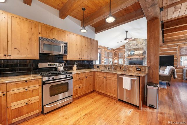 220 Thompson Road, Granby, CO 80446