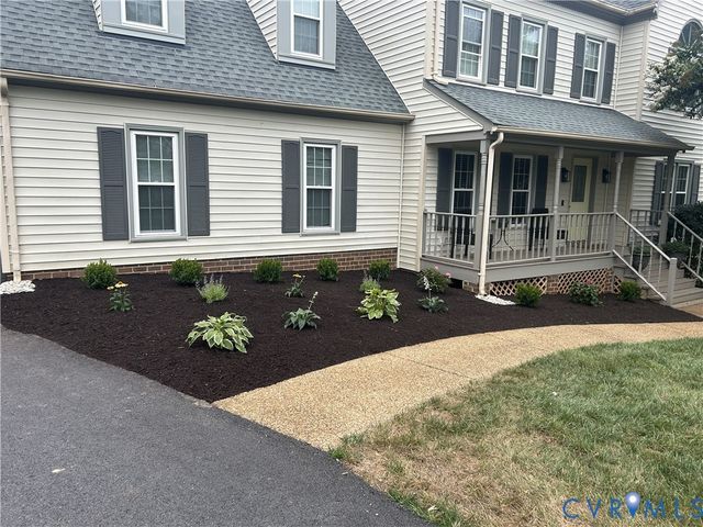 8801 Thornton Heath Dr, Chesterfield, VA 23832