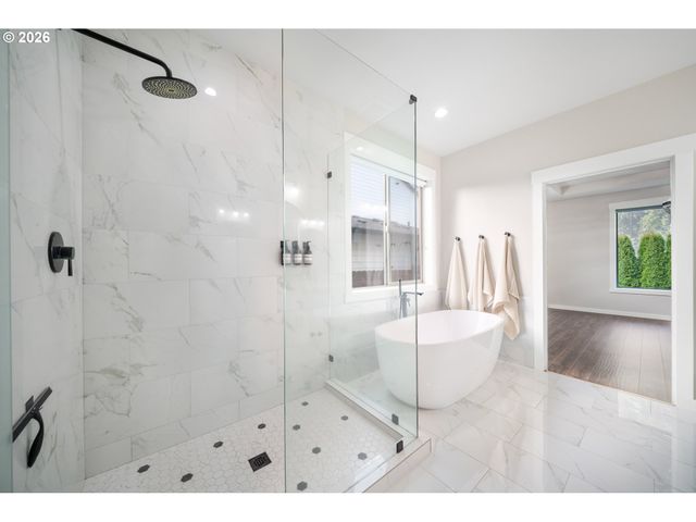 13512 Ne 62ND Ct, Vancouver, WA 98686