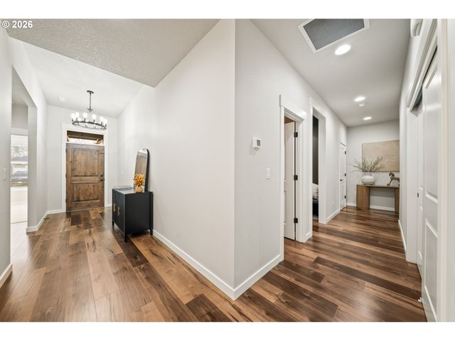 13512 Ne 62ND Ct, Vancouver, WA 98686