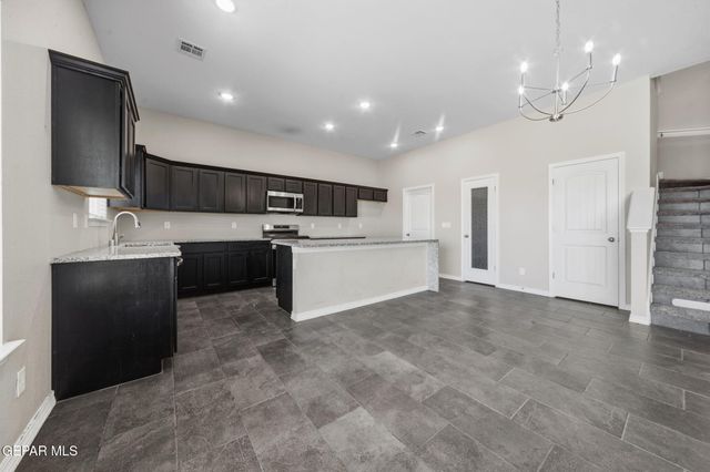 396 Villa Sol Court, Socorro, TX 79927
