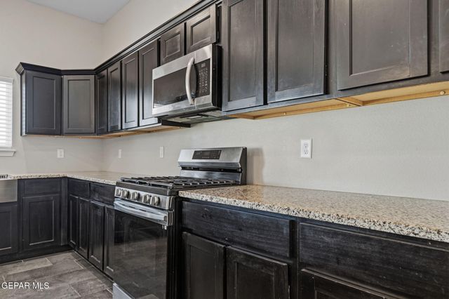 396 Villa Sol Court, Socorro, TX 79927