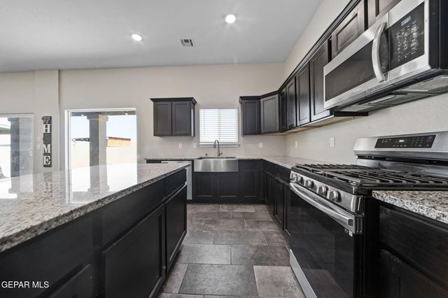396 Villa Sol Court, Socorro, TX 79927