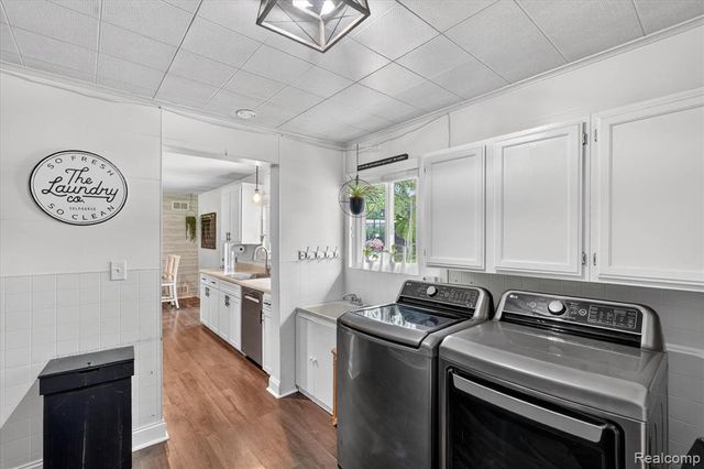 2614 Penna Drive, West Bloomfield, MI 48324