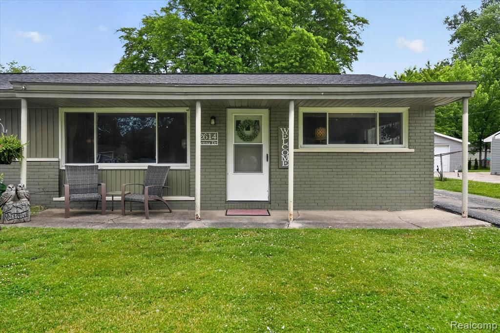 2614 Penna Drive, West Bloomfield, MI 48324